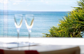 Main Beach Gem Luxury Retreat